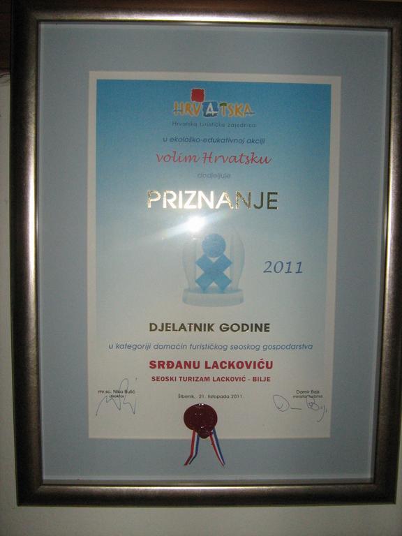 Farm Lackovic Farm stay Bilje